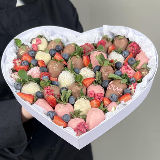 Клубника в сердце микс