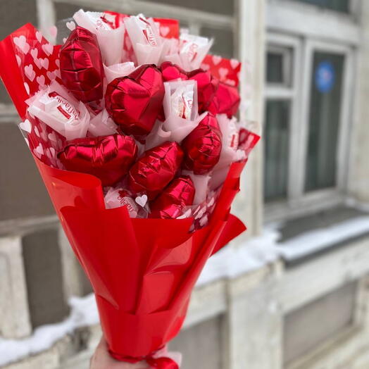Букет из Шаров и рафаэло