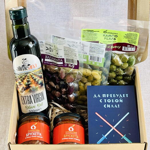 Гастрономический подарок мужчине «Да пребудет с тобой сила» с премиальными оливками, брускеттами и оливковым маслом Extra Virgin