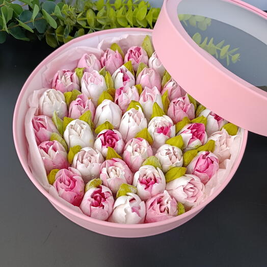 Зефирные тюльпаны в розовом цвете