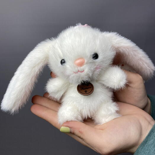 Милый маленький брелок зайчик🐰💞