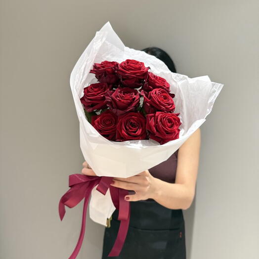 Букет из ароматных красных роз + 🎁