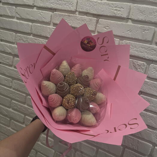 Клубника в шоколаде (букет) 19