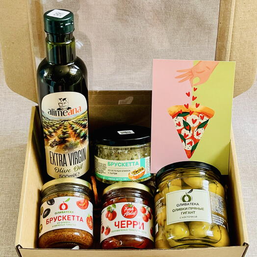 Гастрономический набор «Вкус Италии» с оливками, томатами, брускеттой и оливковым маслом Extra Virgin