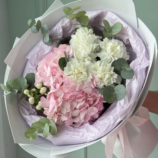 Гортензия и диантусы🤍💞