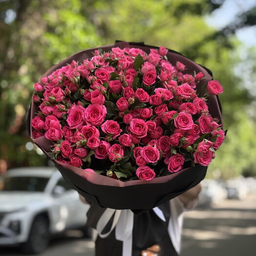 «Love in Bloom»