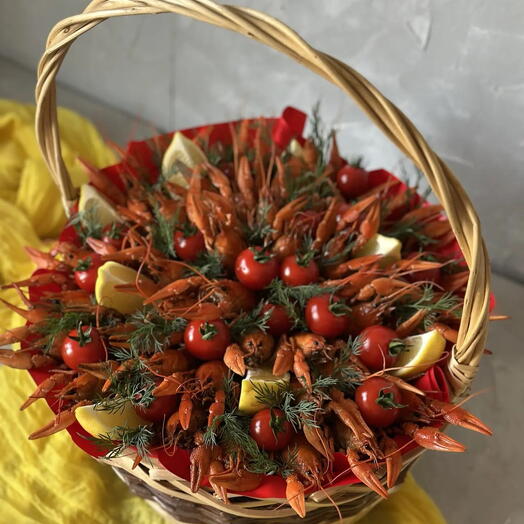 Корзина 1кг вкуснейших раков для него на день рождения