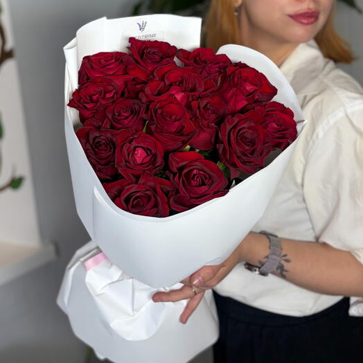 Красные розы х15 😍