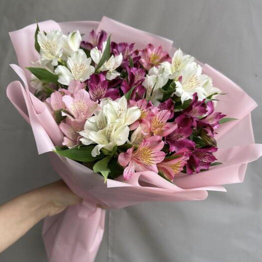 Моно букет из альстромерий🌸🌿