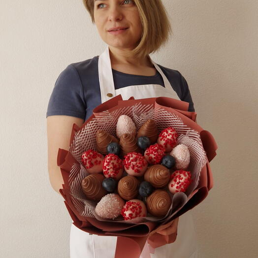 Клубника в шоколаде " Бархатные мечты"