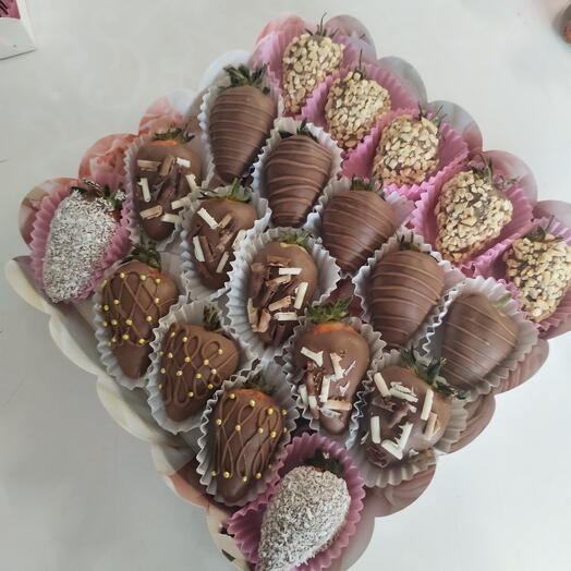Клубника в  шоколаде для любимой девушки 💖