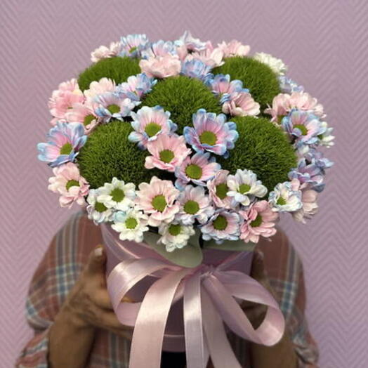 Необычная коробка с ромашками и зеленой гвоздикой 💚🤩🌸