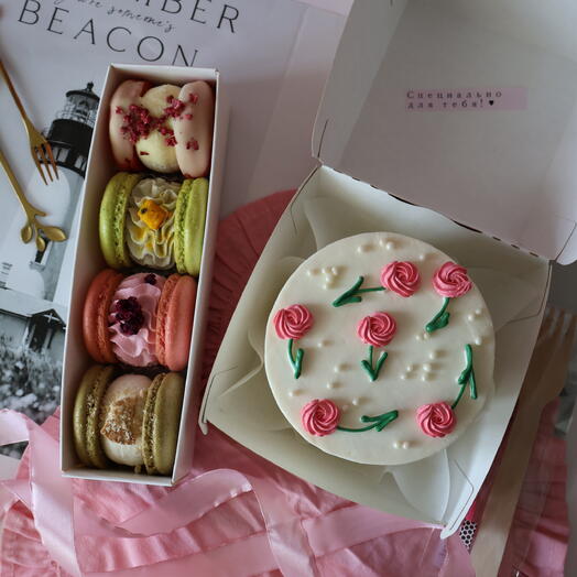 Набор из бенто торта и макарон макаронс + подарок от
Vivienne Sabo - румяна MACARON