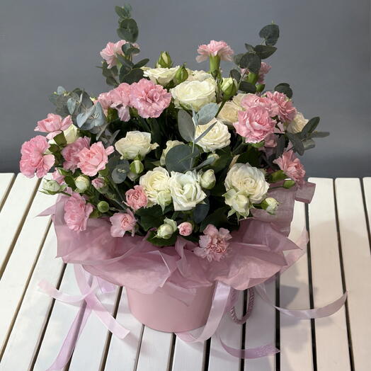 ‼️Акция‼️| Белые Розы и Диантус в коробке 🌸