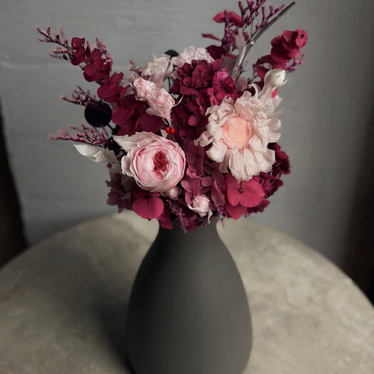 Цветы в вазе