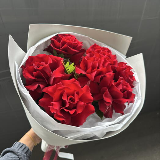 Красных роз букет 💐 Дари