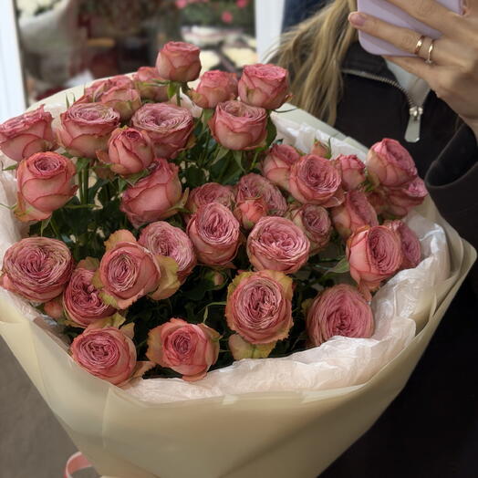 Букет из кустовых роз 🌺