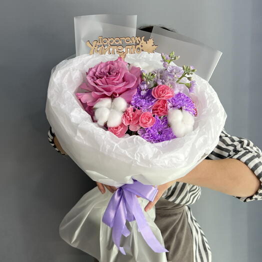 Букет на 1 сентября 🍁 Роза французская 🥐🥐🥐 ароматная маттиола 💜 диантус 🌸