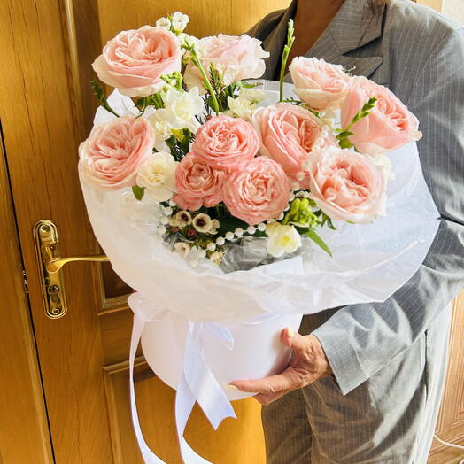 Композиция из пионовидных роз🌸🌺