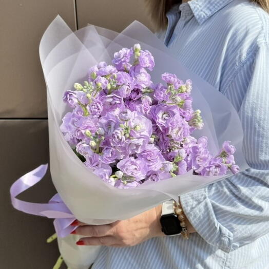 Букет из 5 веток кустовой ароматной Матиолы💜