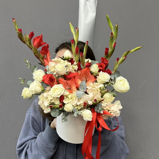 Персиковая Гортензия, Коралловые Гладиолусы и Белая Роза 💔