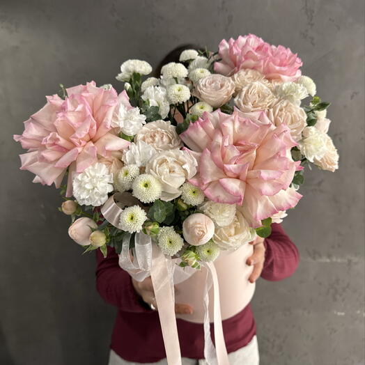 Шляпная коробочка с ажурными розами🌸