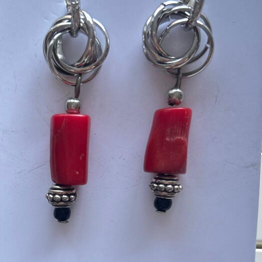Серьги с кораллом
