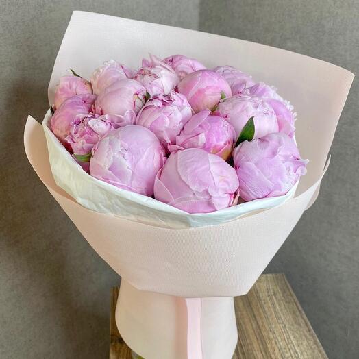 ✅ 15 peonies