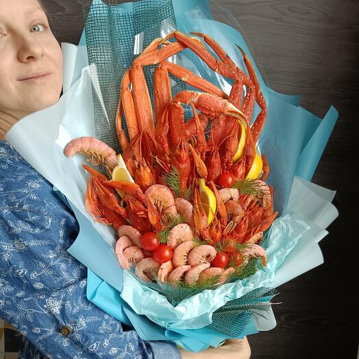 Букет из раков и морепродуктов с клешней краба Бриз