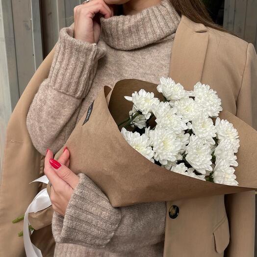 Bouquet of chrysanthemums 3 pcs