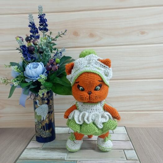Handmade kitty