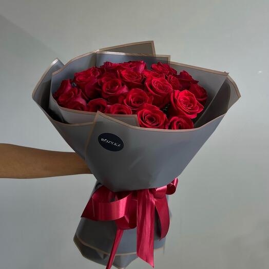 Букет из 21 роз 50 см