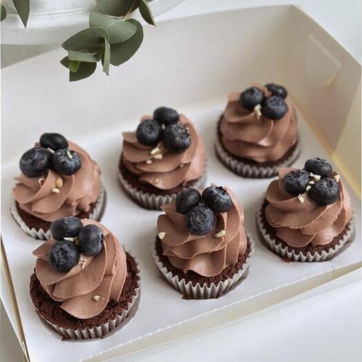 Шоколадные капкейки 6 шт