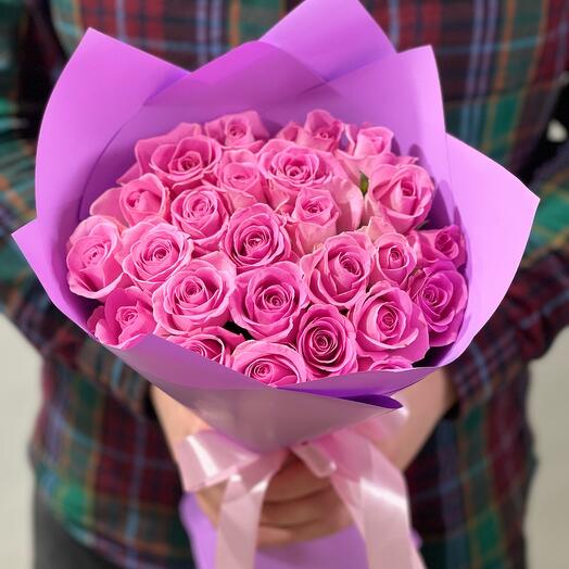 Bouquet of 25 pink Roses