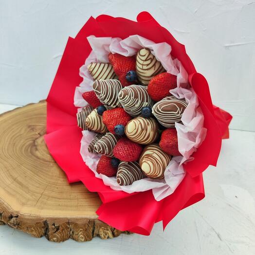 Ramo de fresas en chocolate 10
