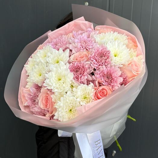 Нежный круглый букет