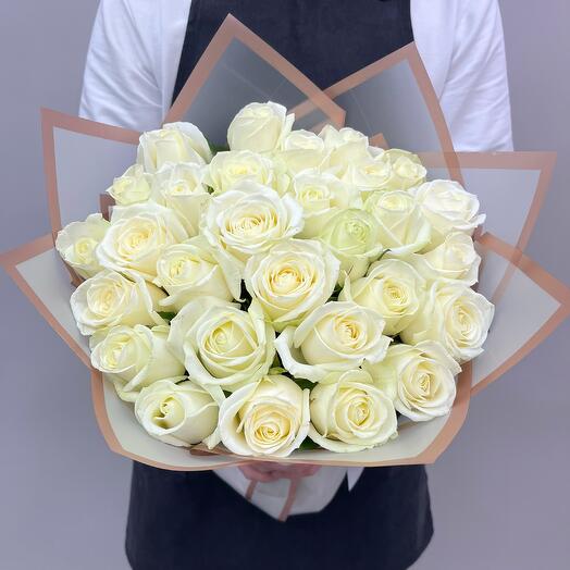 Розы белые 29шт в букете Flowerstorg N895