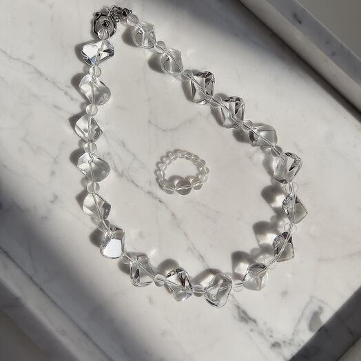Ожерелье и кольцо из хрусталя «Crystal»