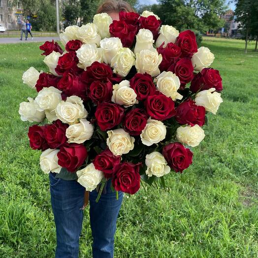 Большой Букет из 51 роз микс