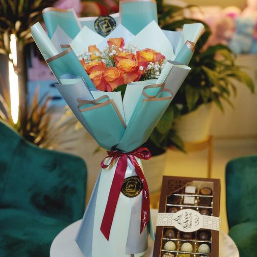 Mix roses bouquet with Box chocolate