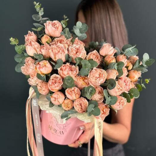 Bushy peony roses "Juliet" in a box