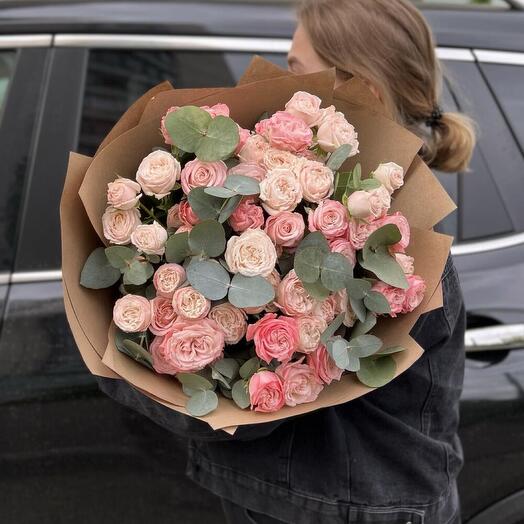 Букет кустовых роз💕