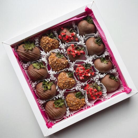 Chocolate-covered strawberries for your beloved