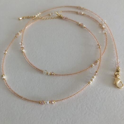 Двойное колье нежно-розового цвета