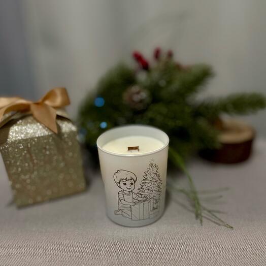 Новогодняя свеча с ароматом ели и цитрусов