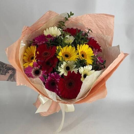 Bouquet of multicolored gerberas flowers 17 pieces