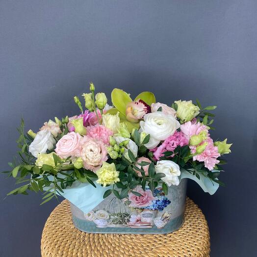 Композиция в кашпо "Весенняя гармония" 🌸🌿