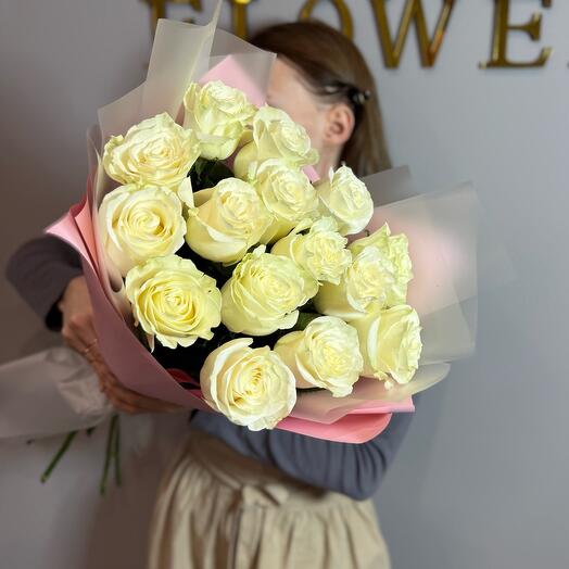 Моно из белых роз 13 шт
