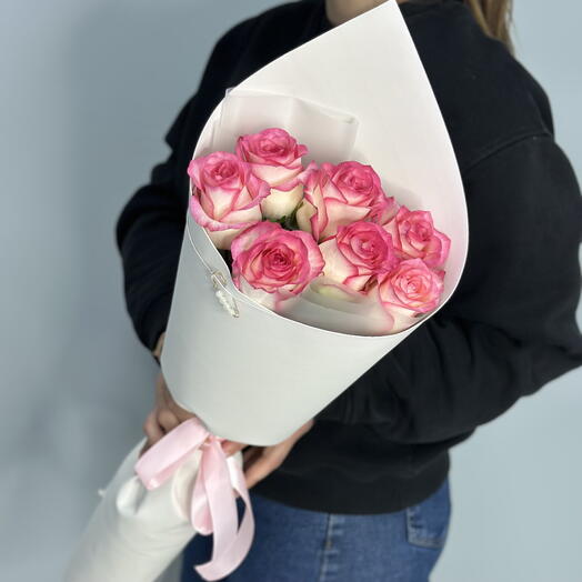 Красочный букет из роз Jumilia🌸