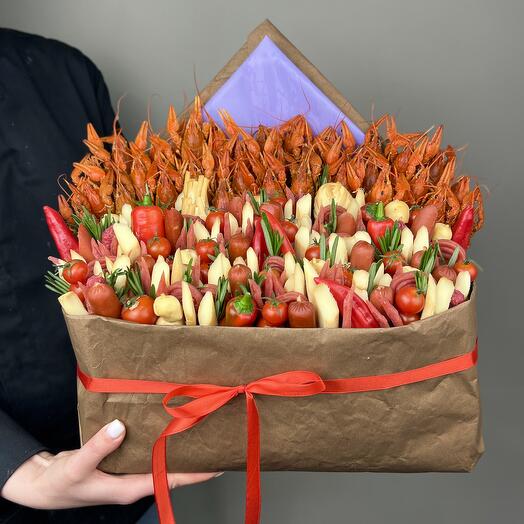 Мужской конверт с раками, колбасами и сырами FW212